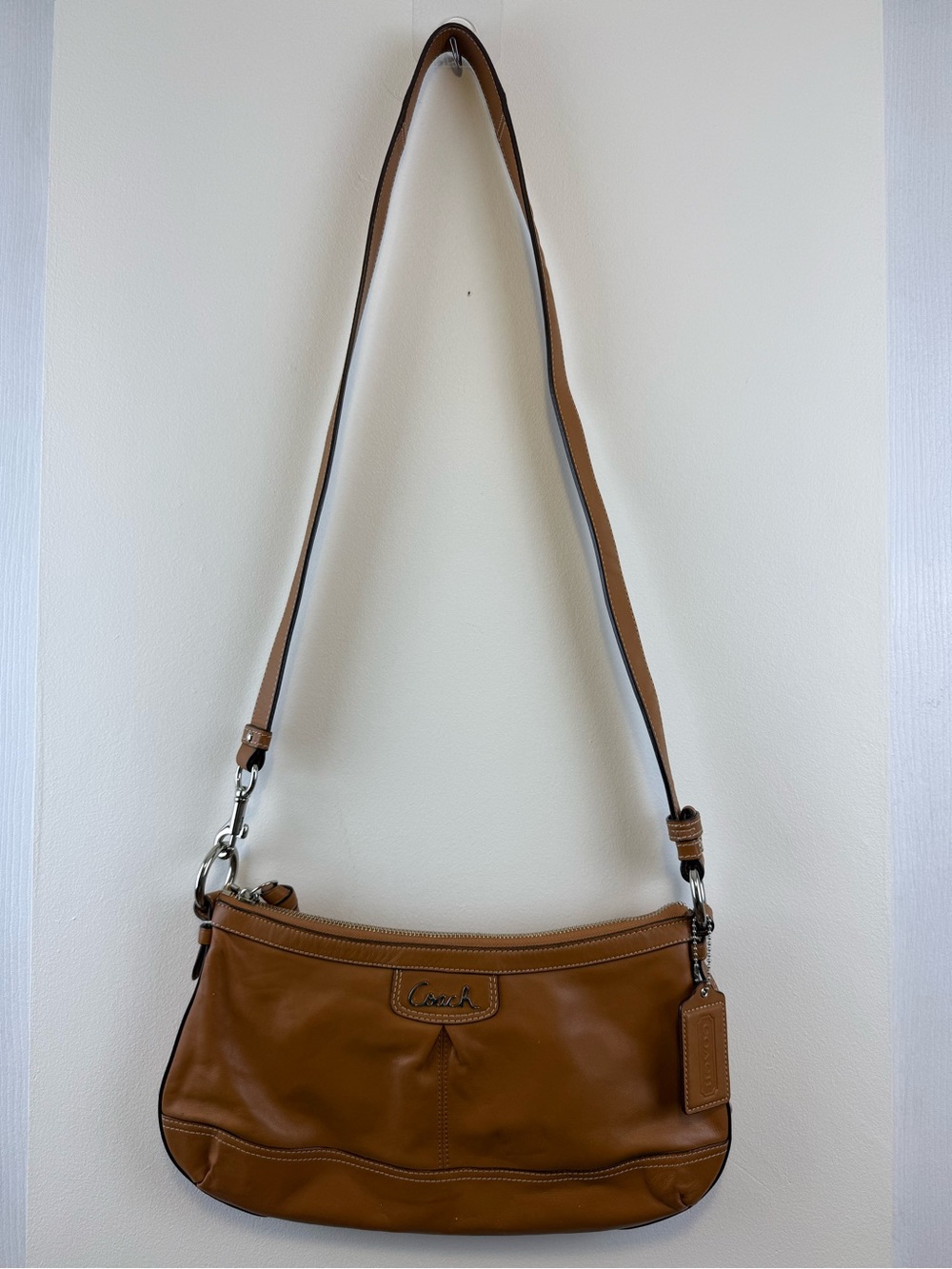 Coach Park Saddle Brown Leather Hobo Crossbody Bag F19729